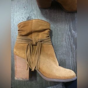 Jessica Simpson Tassel Boots. SIZE 8. Gently Used